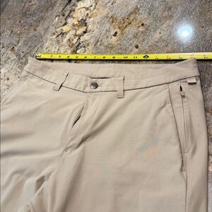 LULulemon Beige Casual Pants. Two snap back pockets. One front left zip pocket.